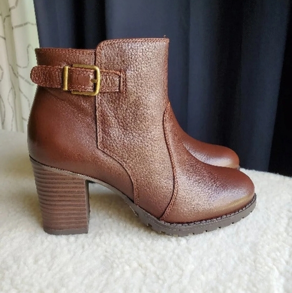 clarks verona gleam boots